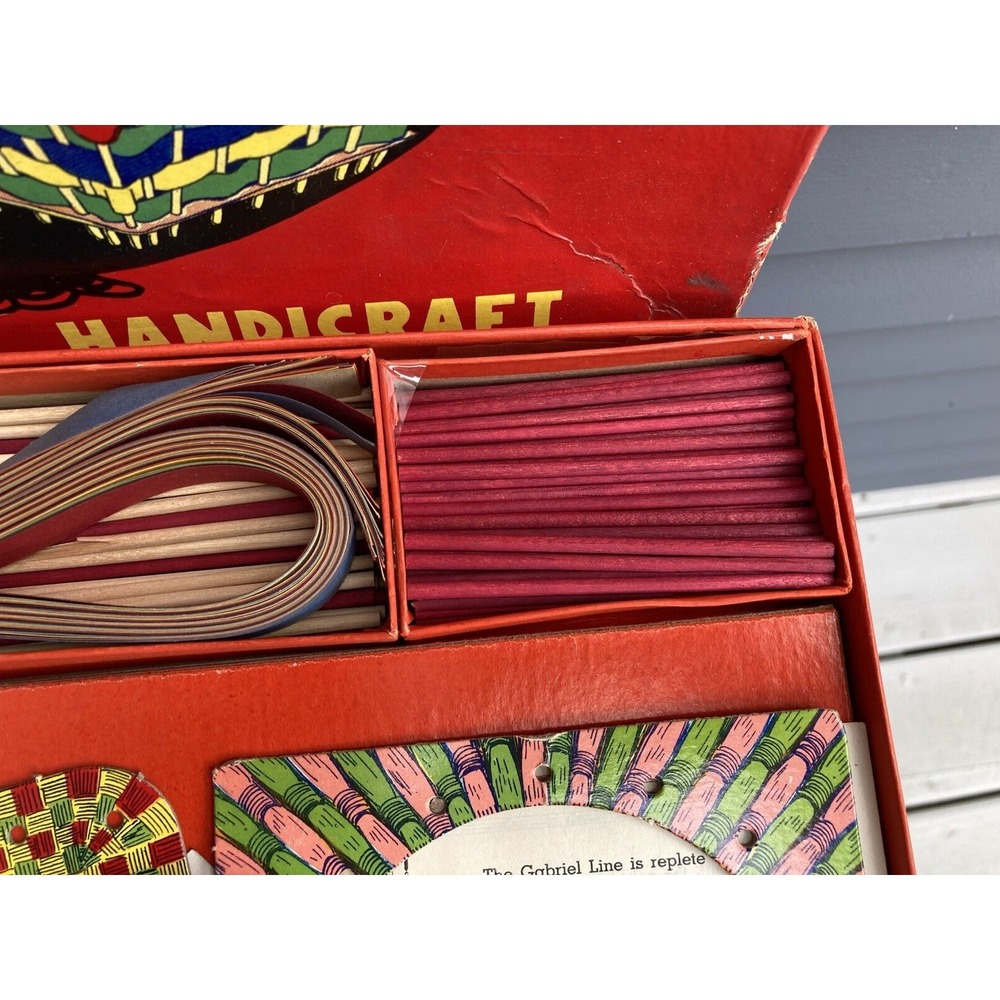 Vintage childs craft kit activity Basket Weaving Sam Gabriel & Sons 1930s 1940 - Picture 7 of 11